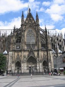 A-must-on-trip-to-Germany-–-Visit-the-Cologne-Cathedral